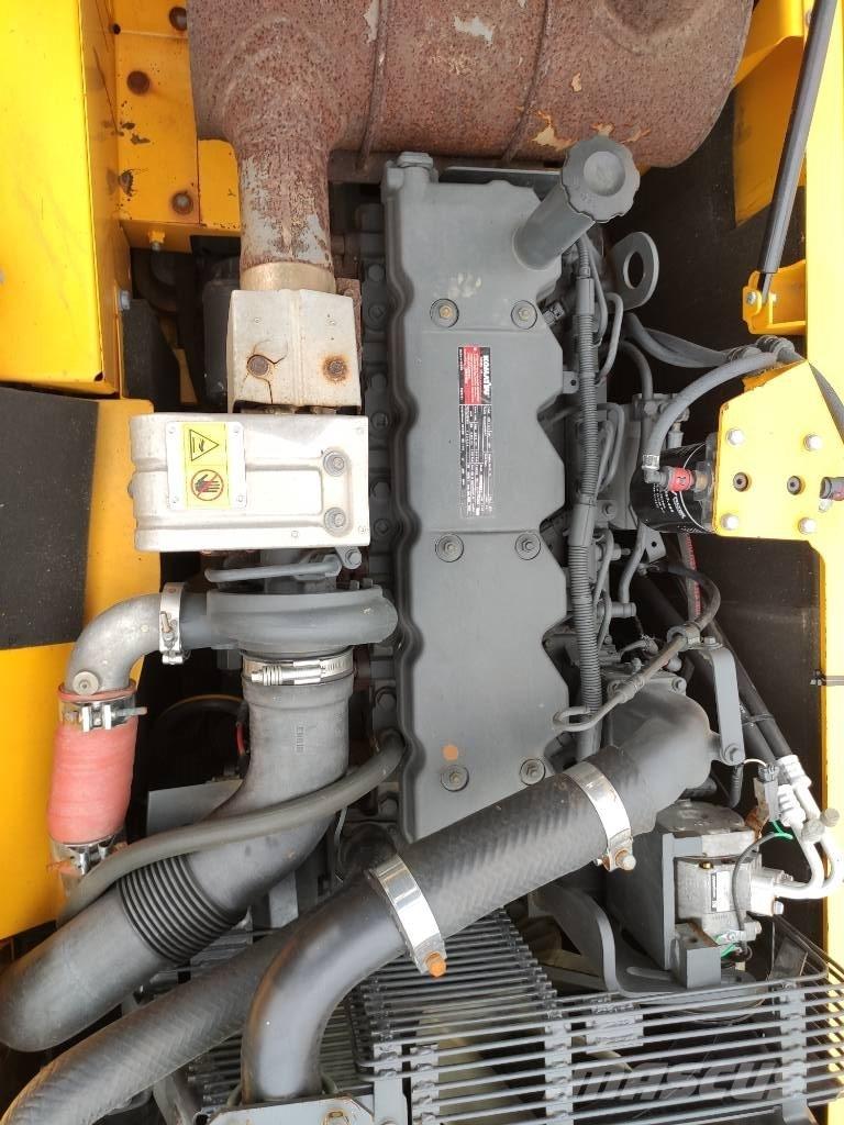 Komatsu PC 200 LC-8L Pásové rýpadlá