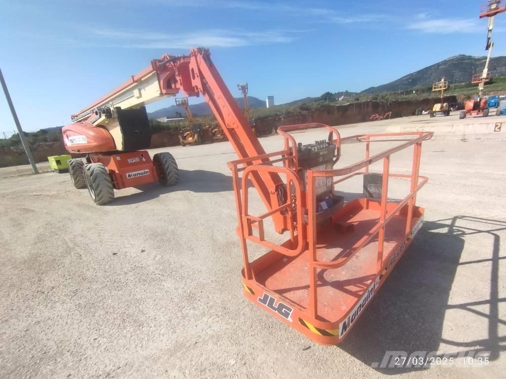 JLG 1250 AJP Kĺbové plošiny