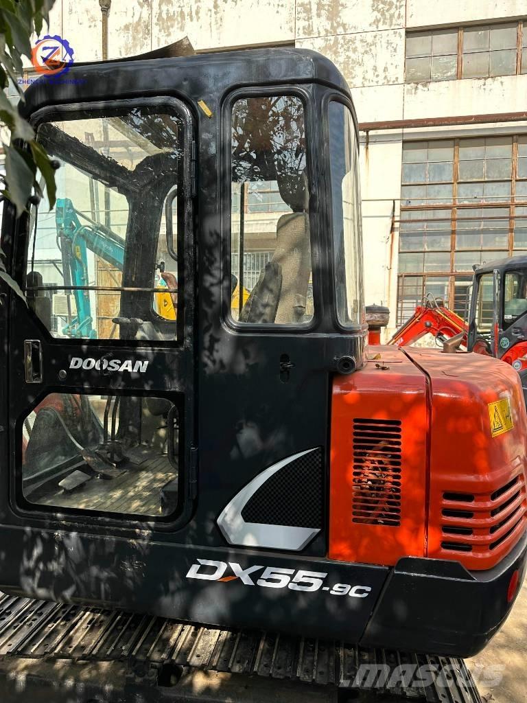 Doosan 55 Mini rýpadlá < 7t