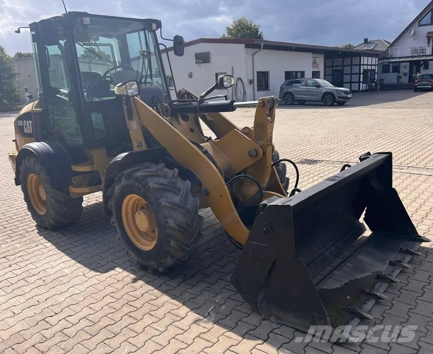 CAT 908M Radlader Kolesové nakladače