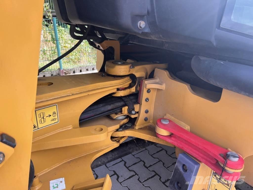 CAT 908M Radlader Kolesové nakladače