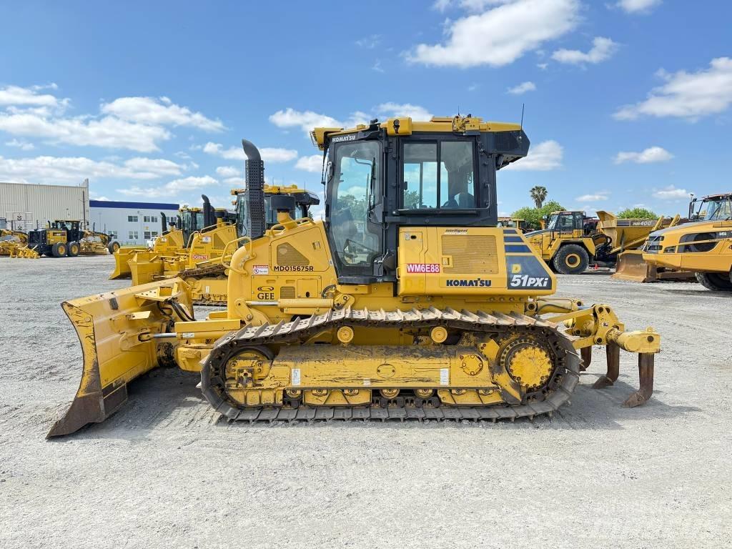 Komatsu D51PXi-24 Pásové dozéry