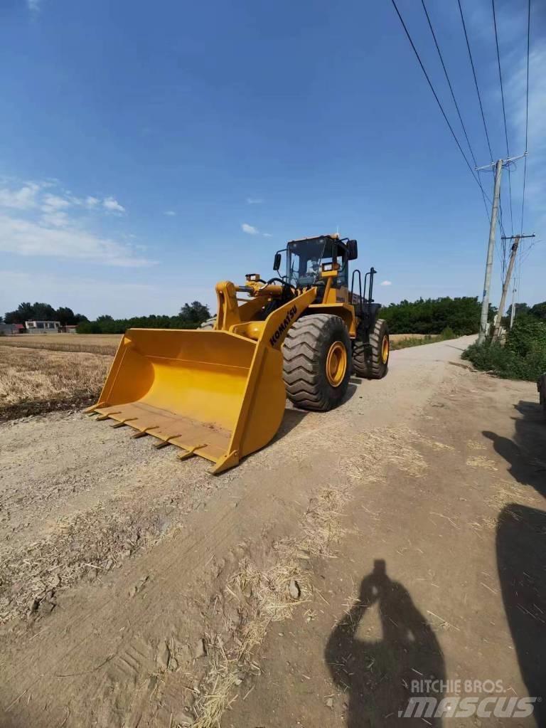 Komatsu WA 470-3 Kolesové nakladače