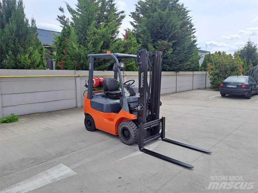 Toyota 7FGF15 LPG vozíky
