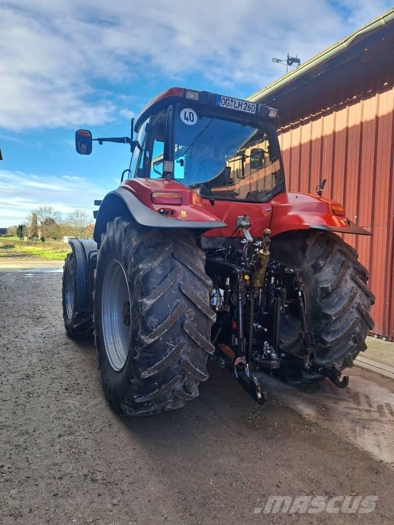 CASE Magnum Traktory