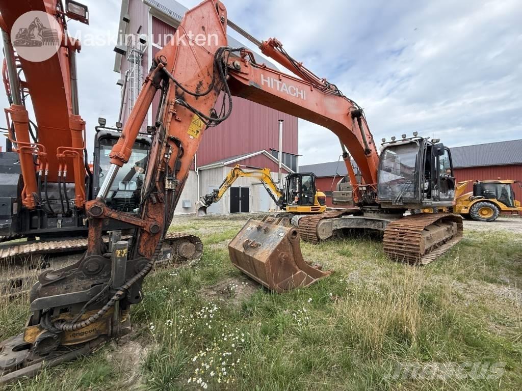 Hitachi ZX 300 LC-6 Pásové rýpadlá