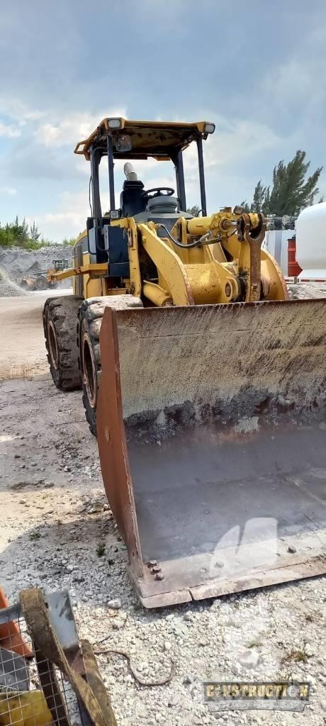 CAT 938 G Kolesové nakladače