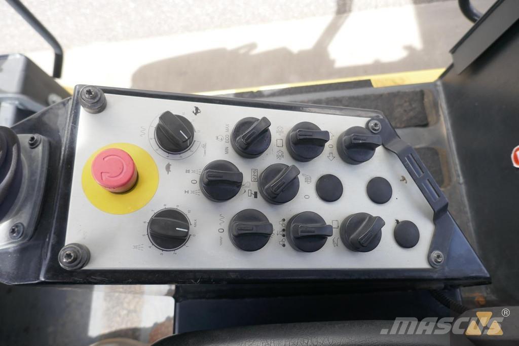 Bomag BW190AD-5 Tandemové valce