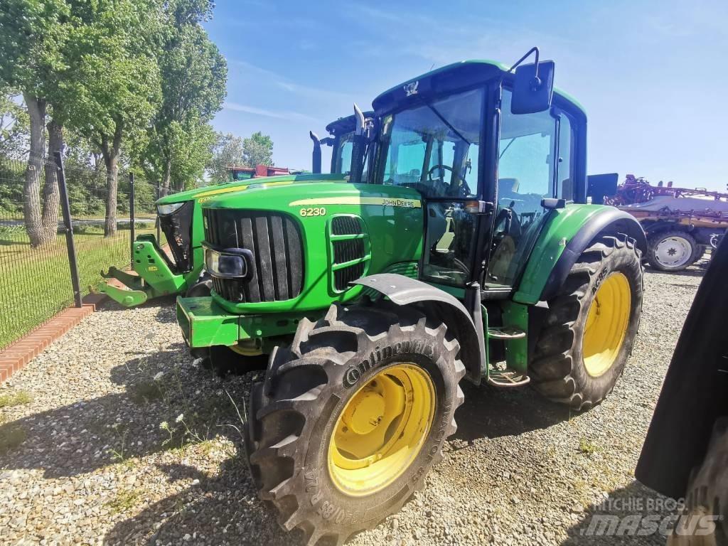 John Deere 6230 Traktory