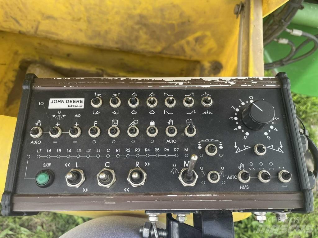 John Deere 840 i Ťahané postrekovače