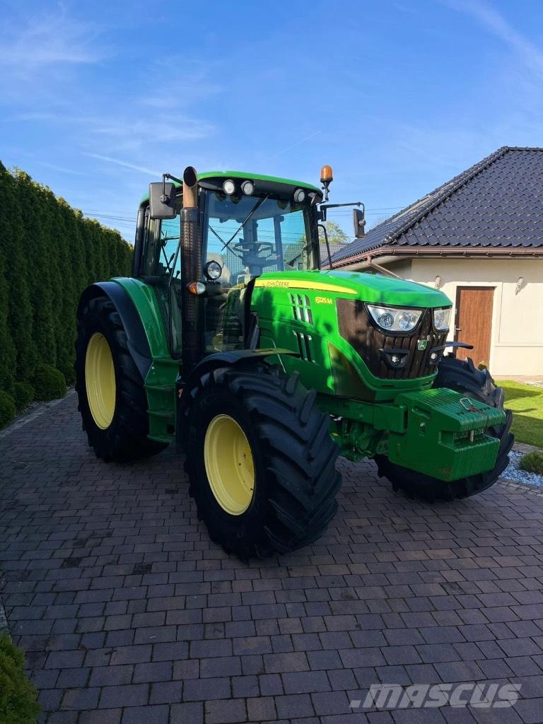 John Deere 6125 M Traktory