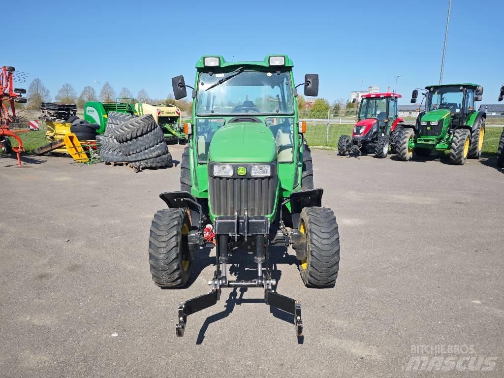 John Deere 4520 Kompaktné traktory