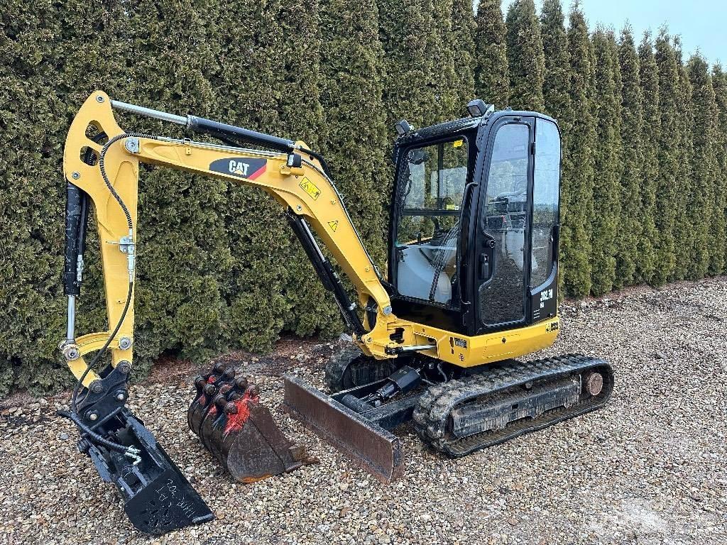 CAT 302.7 D CR Mini rýpadlá < 7t