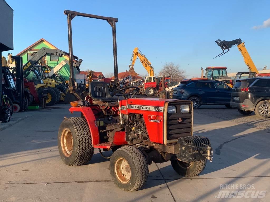 Massey Ferguson 1010 Traktory