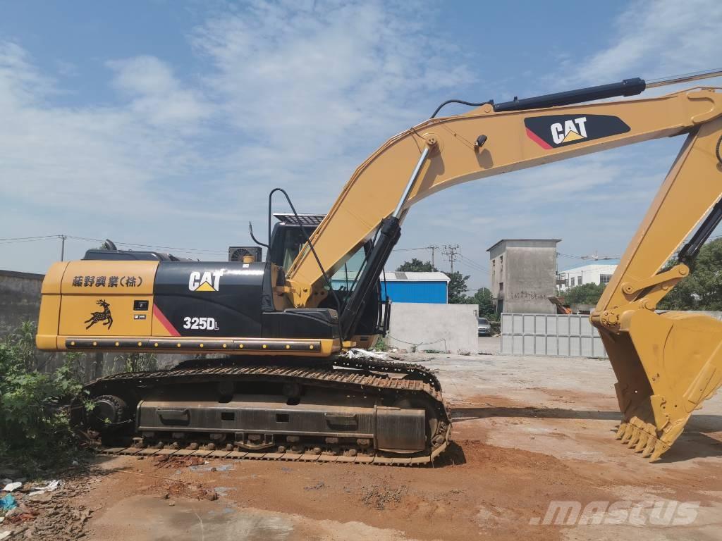 CAT 325DL Pásové rýpadlá