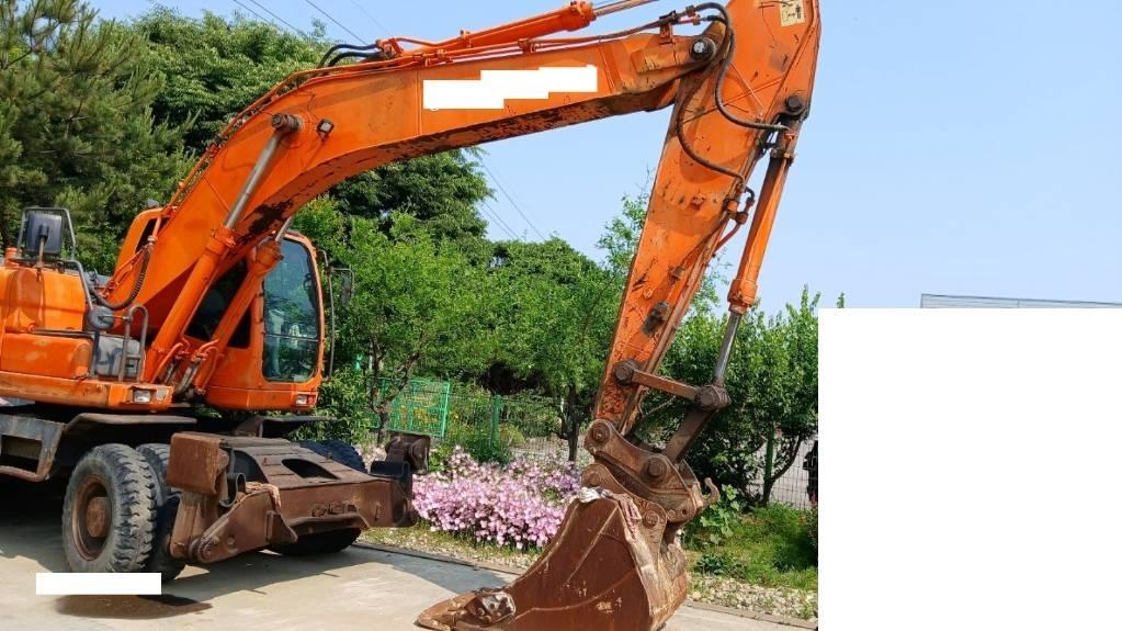 Doosan DX 210 W Kolesové rýpadlá