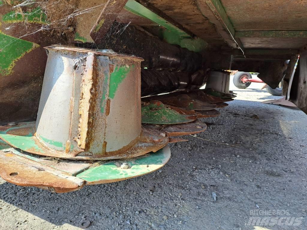 John Deere 1460 Žací stroj-kondicionér