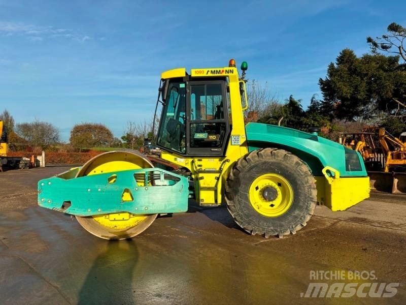 Ammann ASC 110 Ťahačové valce