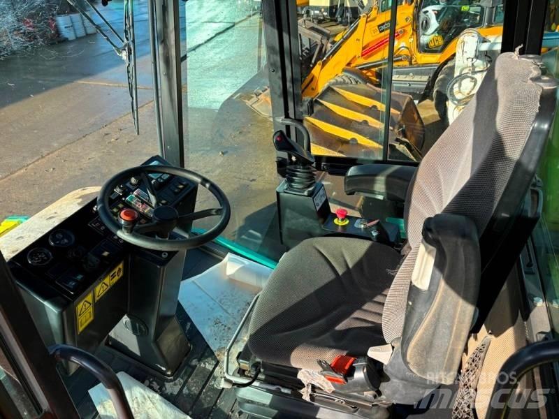 Ammann ASC 110 Ťahačové valce