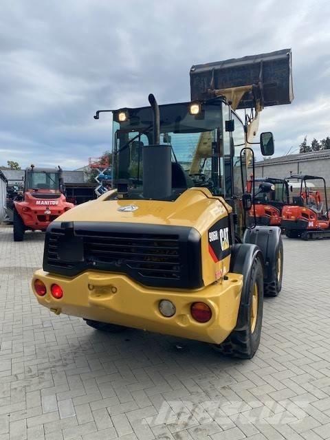 CAT 906 H 2 Kolesové nakladače