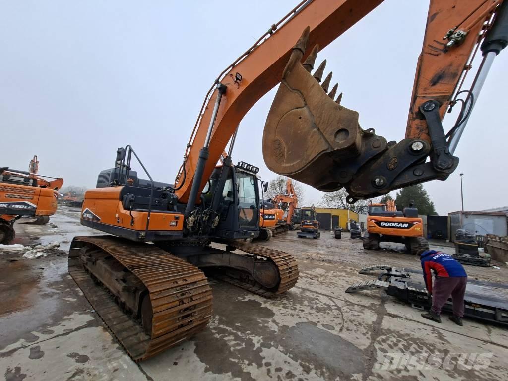 Doosan DX 300 LC-7 Pásové rýpadlá
