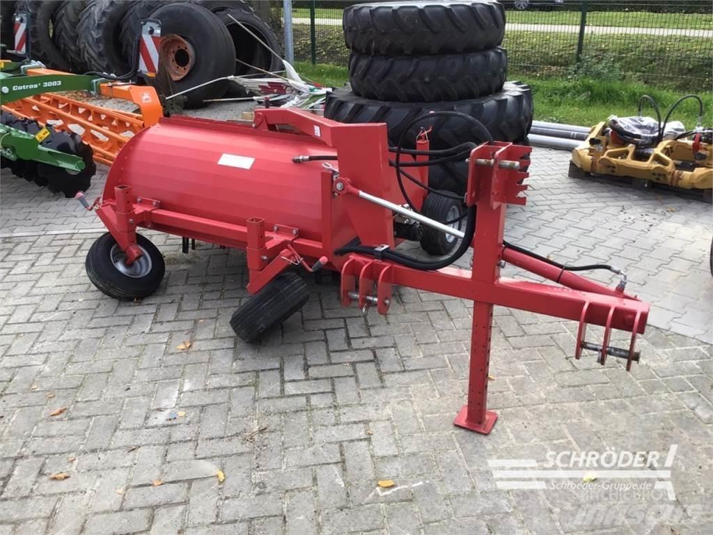  ERDBEERENTRANKER Sadiace stroje
