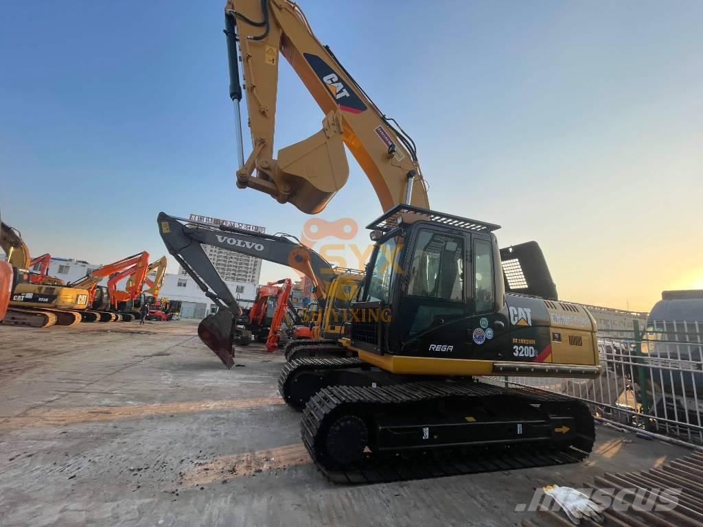 CAT 320 D Pásové rýpadlá