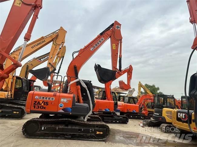Hitachi ZX 120 Pásové rýpadlá