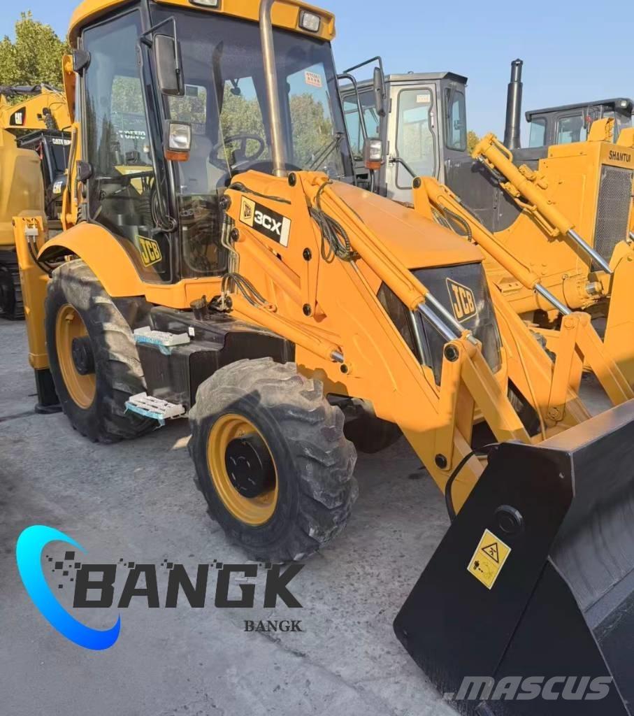 JCB 3 CX Kolesové nakladače