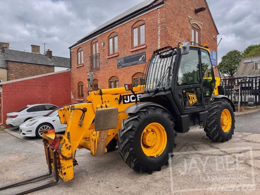 JCB 535-125 Teleskopické manipulátory