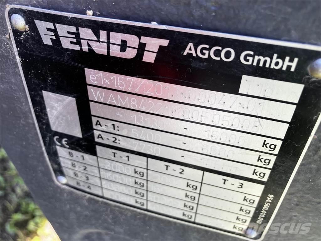 Fendt 828 Vario Traktory