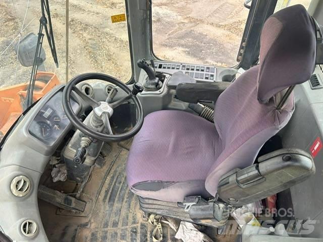 Doosan DL 300 Kolesové nakladače