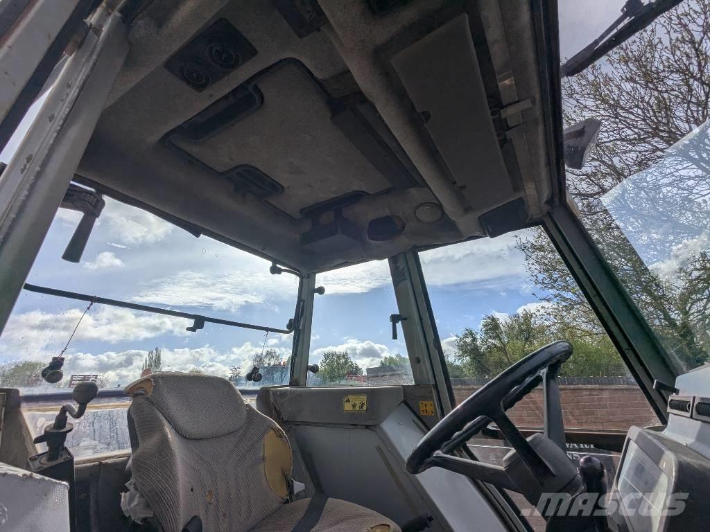 Massey Ferguson 399 Traktory