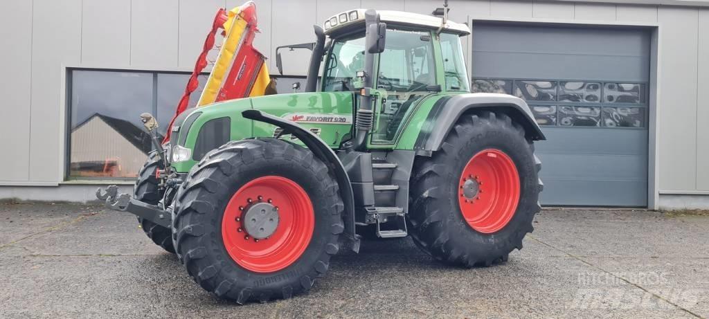 Fendt 920 Vario Traktory