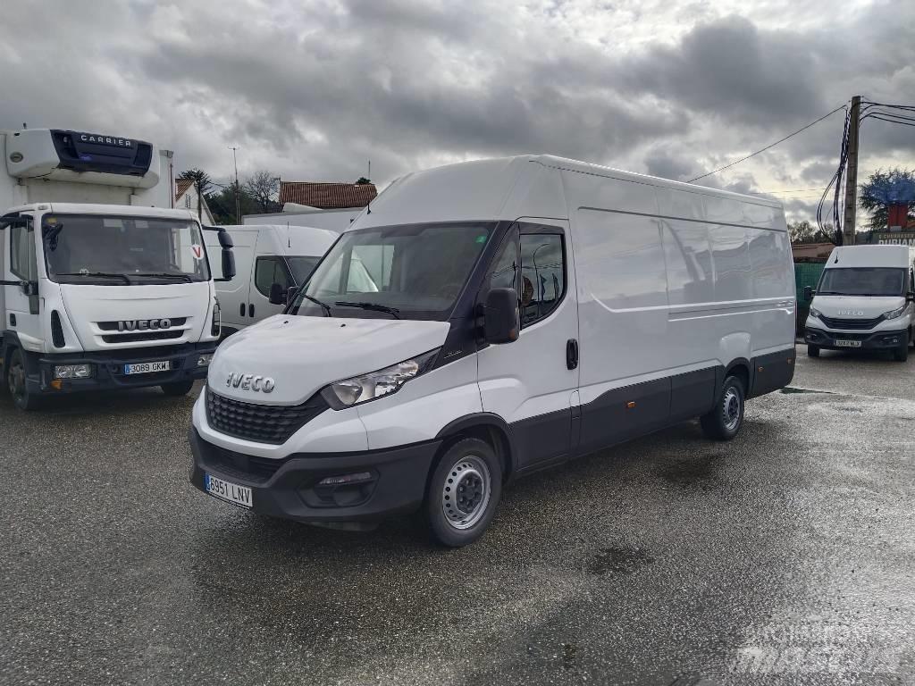 Iveco DAILY 35S16 Skriňová nadstavba
