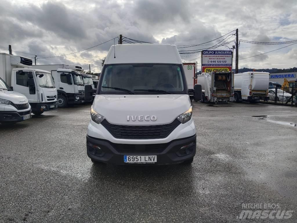 Iveco DAILY 35S16 Skriňová nadstavba