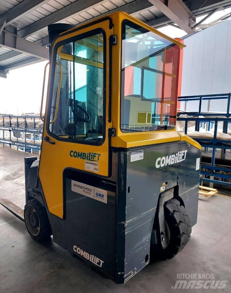 Combilift CBE4 4 cestné vysokozdvižné vozíky