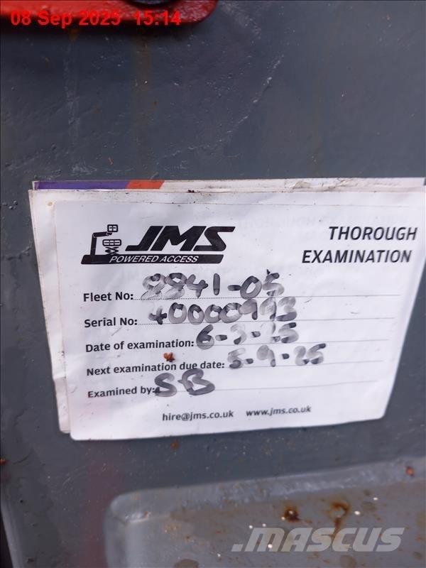 SkyJack SJ 8841 RT Nožnicové zdvíhacie plošiny