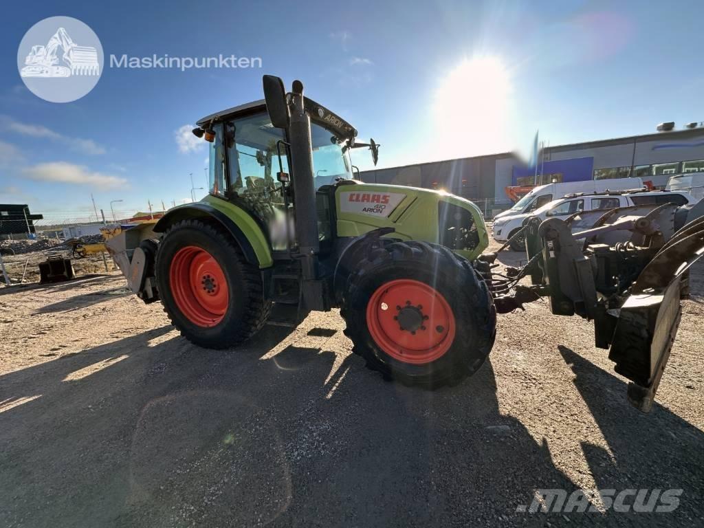 CLAAS Arion 410 Traktory
