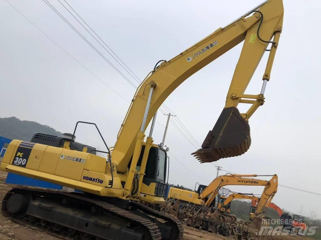 Komatsu 300-7 Pásové rýpadlá