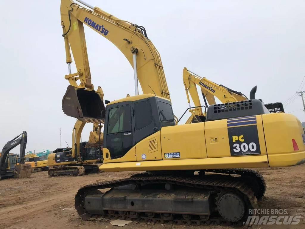 Komatsu 300-7 Pásové rýpadlá