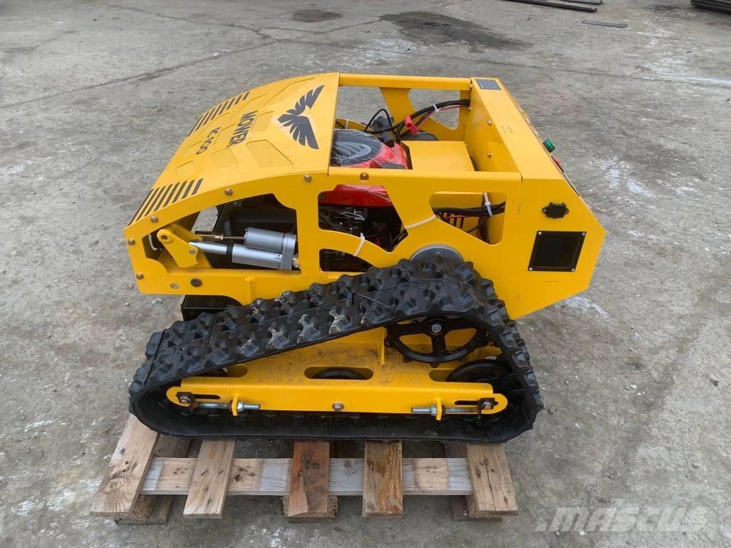  Salini RC900 Robotické kosačky