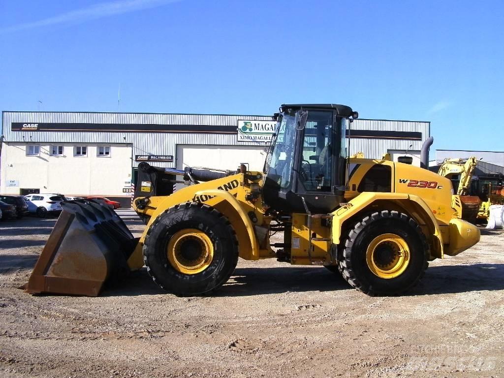 New Holland W 230 C Kolesové nakladače