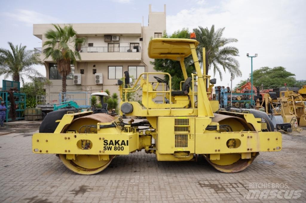 Sakai SW 800 Tandemové valce