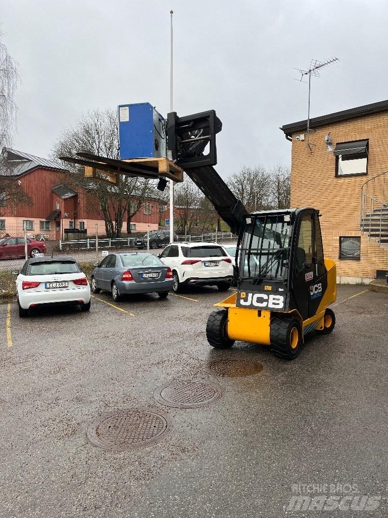 JCB TLT30-19E Akumulátorové vozíky