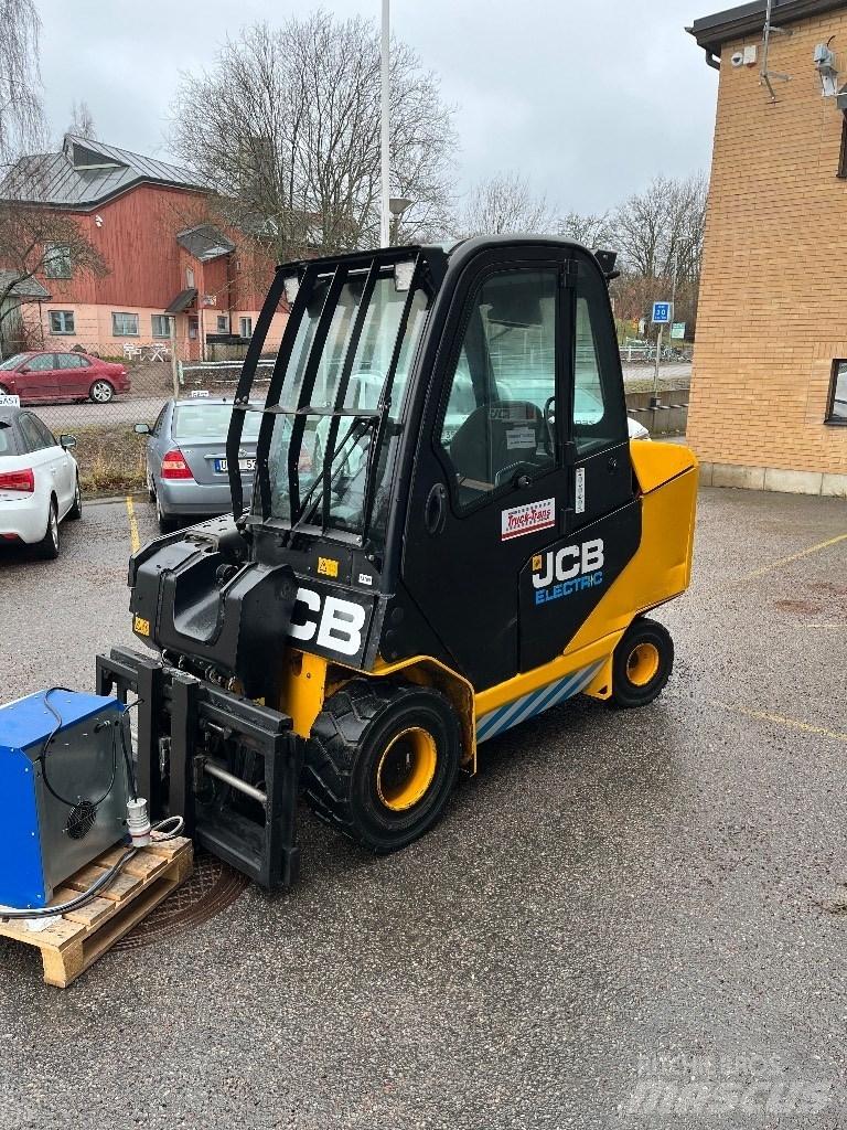 JCB TLT30-19E Akumulátorové vozíky