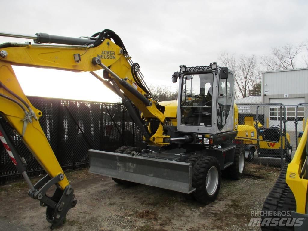 Wacker Neuson EW 100 Kolesové rýpadlá