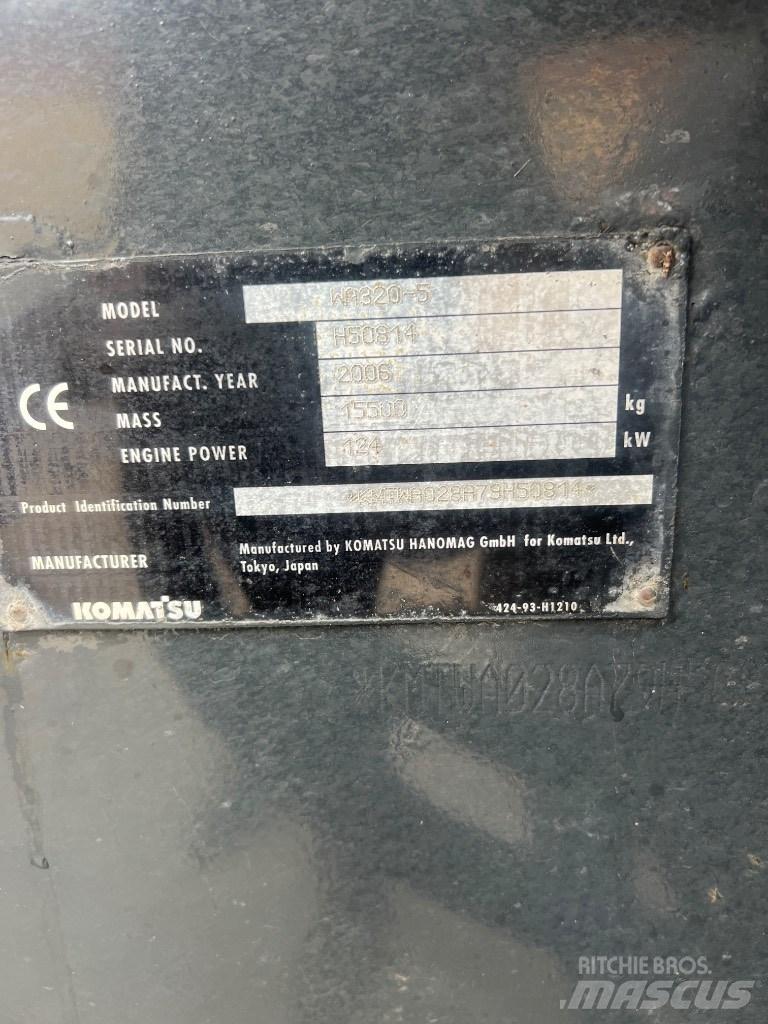 Komatsu WA 320-5 Kolesové nakladače