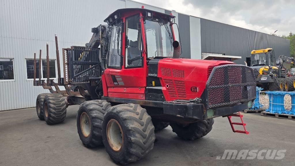 Komatsu 855 Lesné traktory