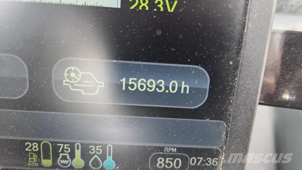 Komatsu 855 Lesné traktory